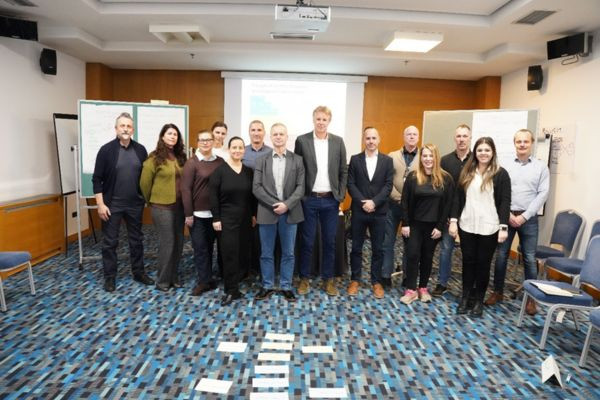 Gruppenfoto der Trainingsteilnehmenden