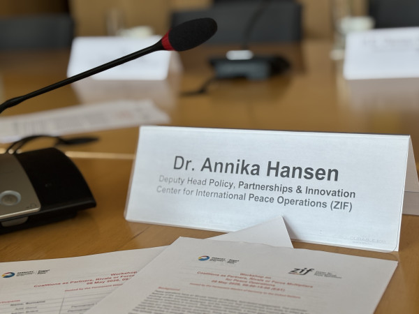 Namensschild von Dr. Annika Hansen auf dem Workshop in New York